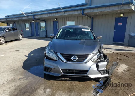 2016 Nissan Altima 2.5 из США, поврежденный, VIN 1N4AL3AP9GN384551